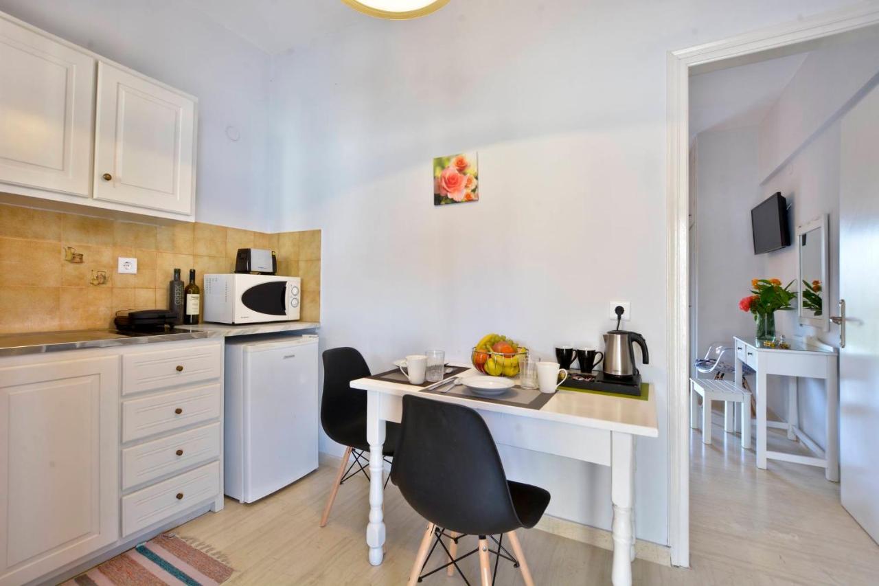 Kalliopi Apartments Roda  Esterno foto